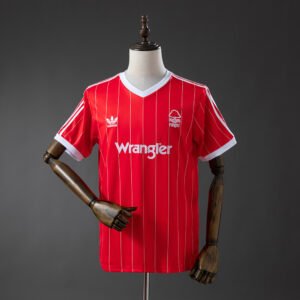 Nottingham Forest 82/84 Home