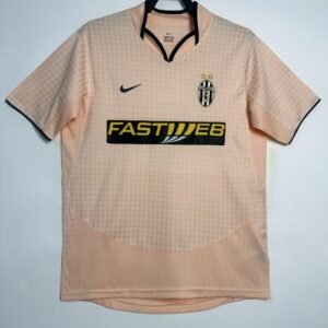 Juventus 03/04 Away